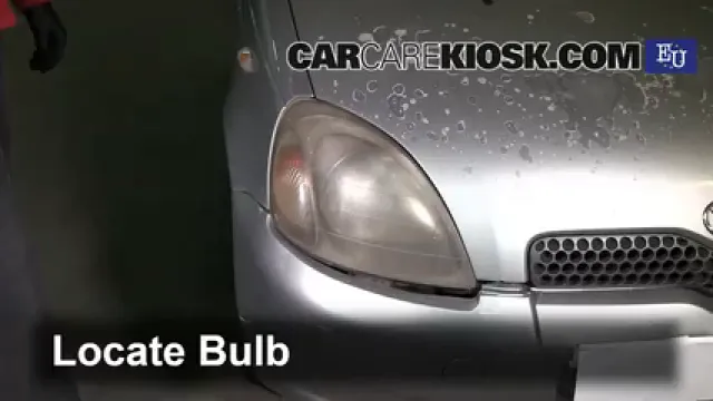 2003 Toyota Yaris 1.3L 4 Cyl. Luces Luz de giro delantera (reemplazar foco)